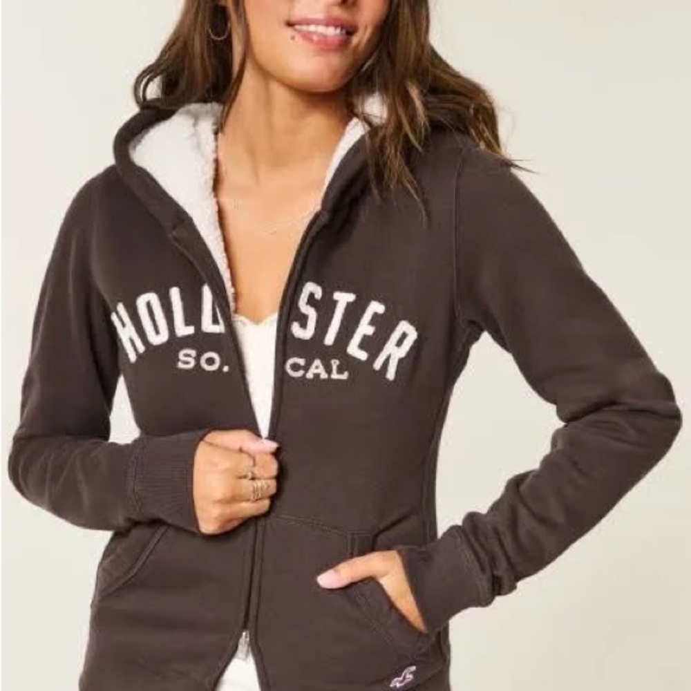 Hollister Women's Dark Brown Zip-Up Hoodie